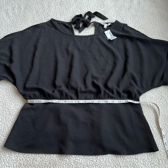 New Reitmans Short Sleeve Crew Neck - Picture 8 of 9